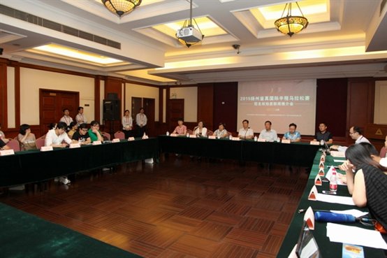 C:UserscyberleiDesktop?40710扬州马拉松新闻发布会IMG_0583.JPG