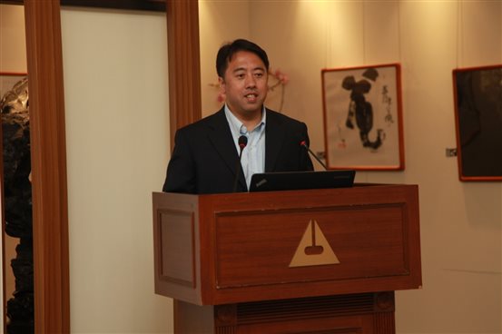 \172.16.88.197民品拍卖会制作共享专场精品?611齐文华开幕式?6年齐文华画展IMG_0128.JPG